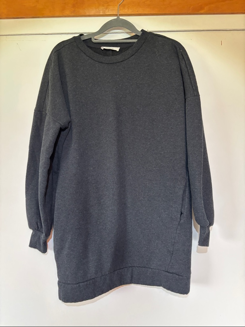 Zenana Black Tunic Sweatshirt Small